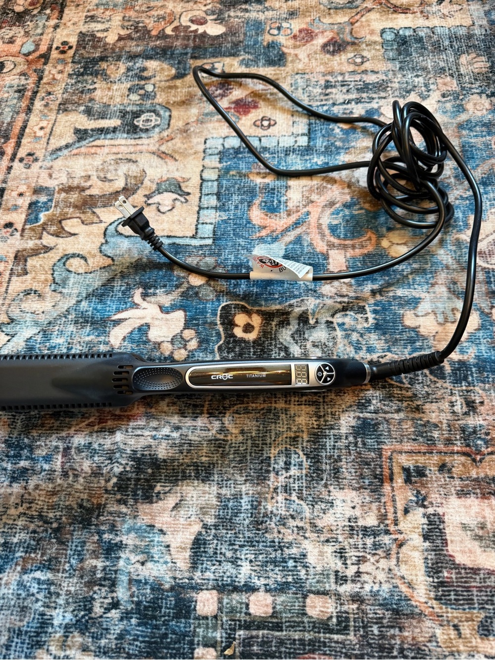 CROC Black Titanium Hair Straightener